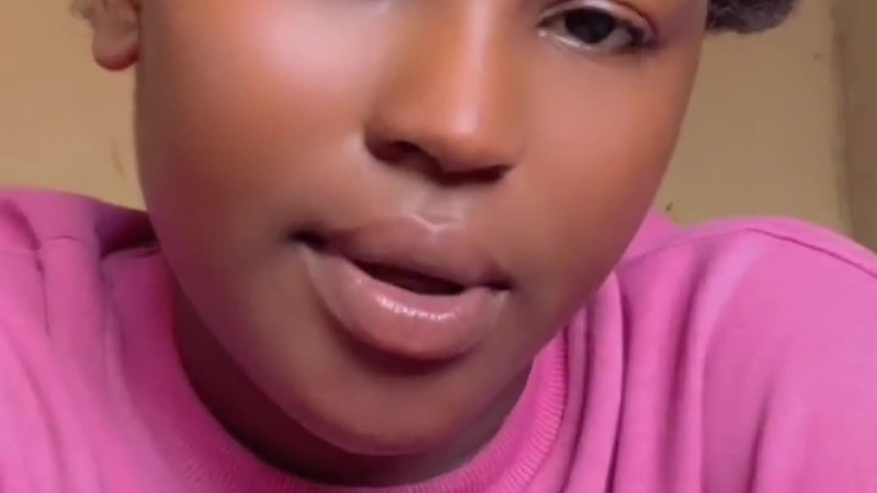 Dufie gets excited in new video