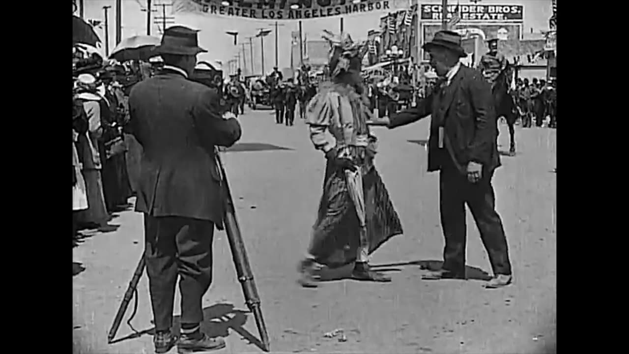 A Busy Day (1914) Short film | Charlie chaplin's comedy