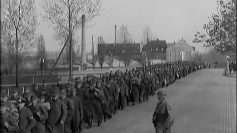 GERA, GERMANY ; GERMAN... - GERA, GERMANY ; GERMANS SURRENDER, ERGGERGSTE (), GERMANY - 111-adc-4205