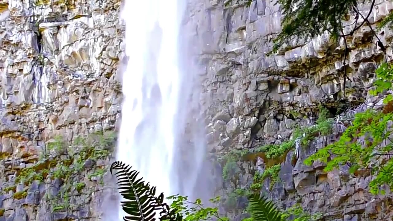 Chasing Waterfalls in Zimbabwe