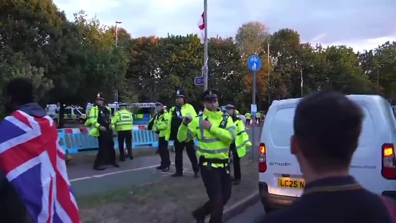 Keir Starmers police are attacking British patriots who dont want fake asylum