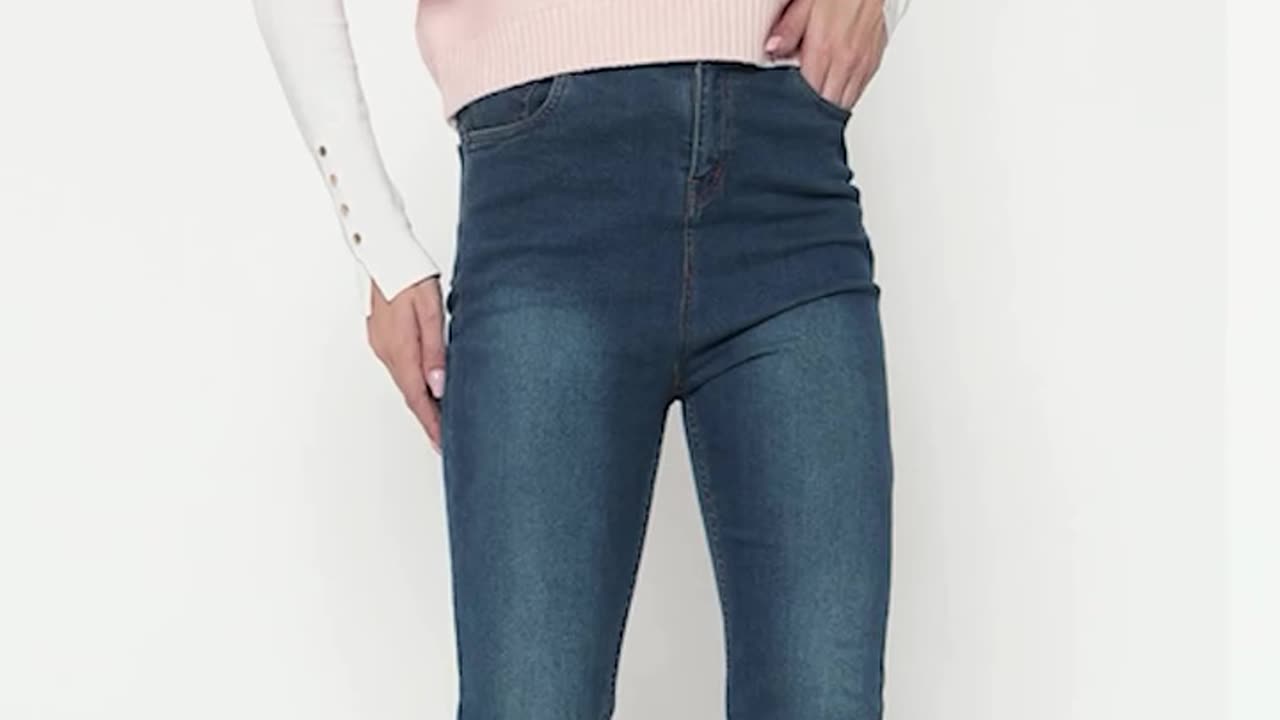 Soft Yet Strong: Glimzee Knitted Tops for Everyday Comfort