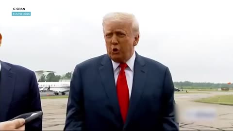 Trump Vows to 'HIT' Any Protester Who Spits on Police. He ...