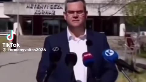 Takács Péter a faszerdőben piknikezett