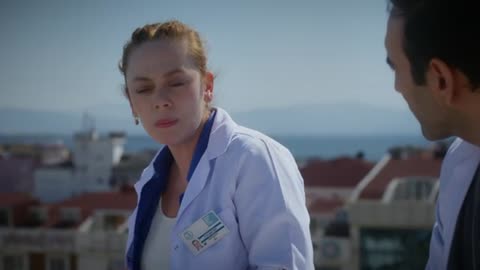 Bahar renuncia a Evren pese a amarlo: no quiere ser la causa del dolor de nadie