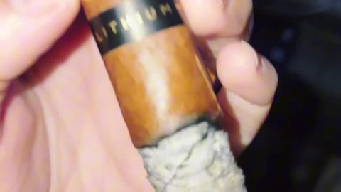 Perfect Weekend Cigar | Jake Wyatt Lithium #CigarLife