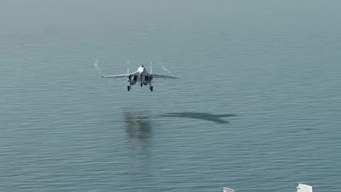 AWSOME COBRA LANDING ON CARRIER- MUST SEE!!!!!