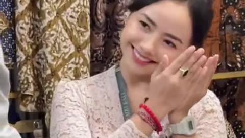 Peek A Boo Play Cute Fun