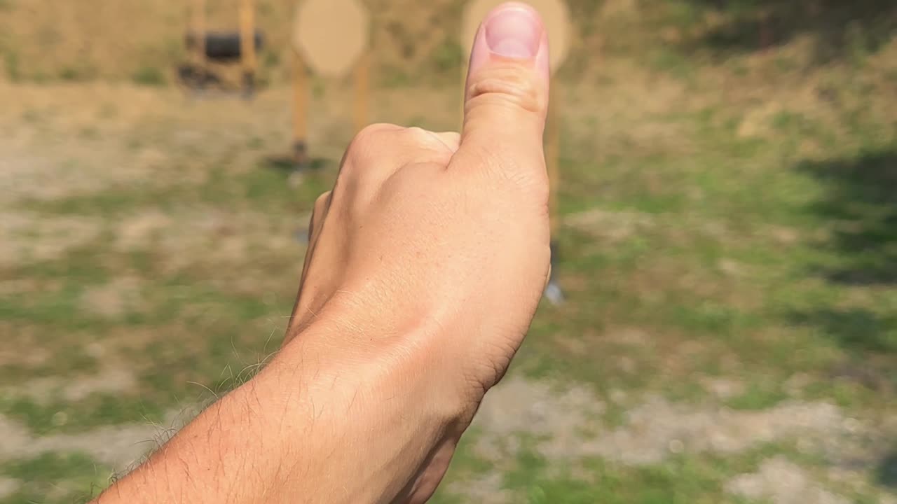 SHOOTING ON THE MOVE! The Thumb Secret 🤫