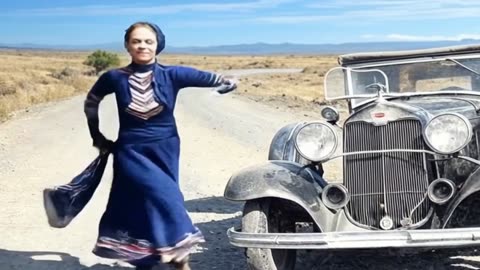 NOTORIOUS GANGSTER MOLL BONNIE PARKER