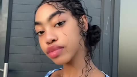 OPRAH FERRARI