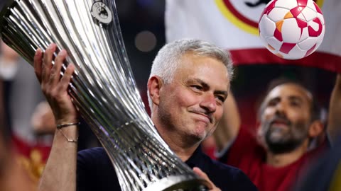 Top 25 Football Managers of All Time!