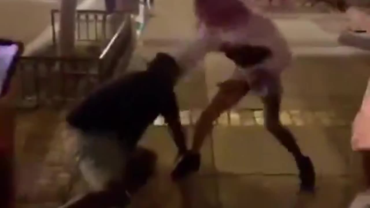 Trans Beats Up Man Double his size.....