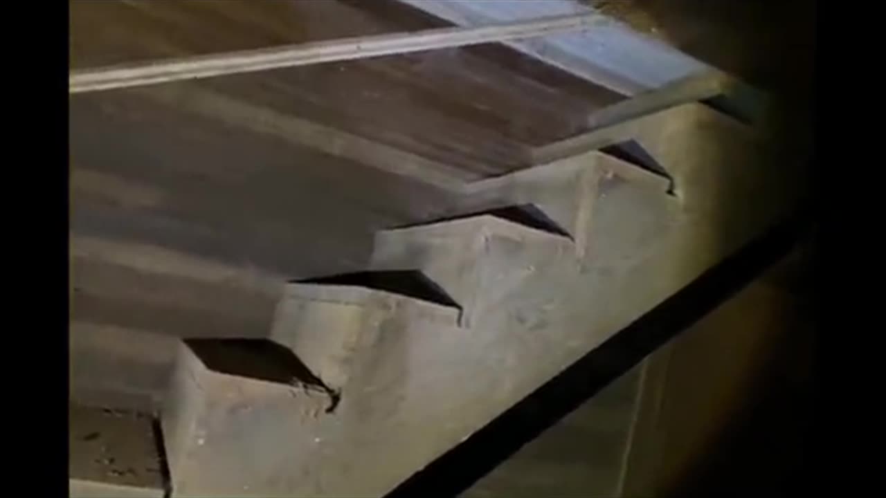 😱🏃♂️ Ghost Comes Running Down Stairs! What Happens Next? | TheHauntingHour