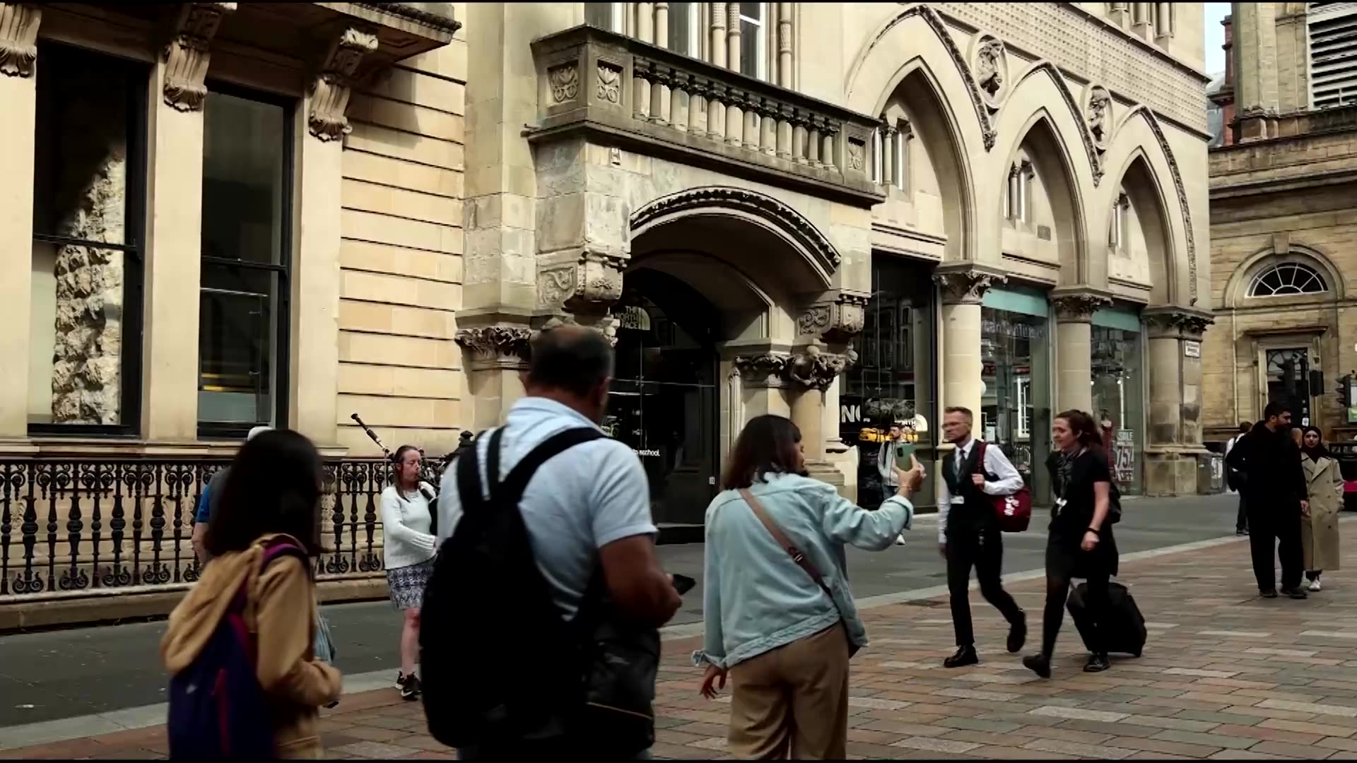 Trump visit to Scotland divides Glasgow residents