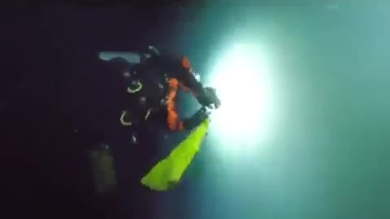 Antarctic Ice Wall