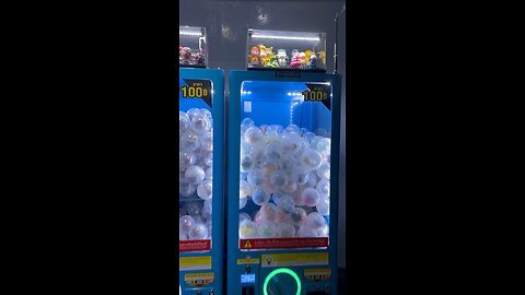 Do you want to play this game ? #travel #travelvlog #hotel #bankok