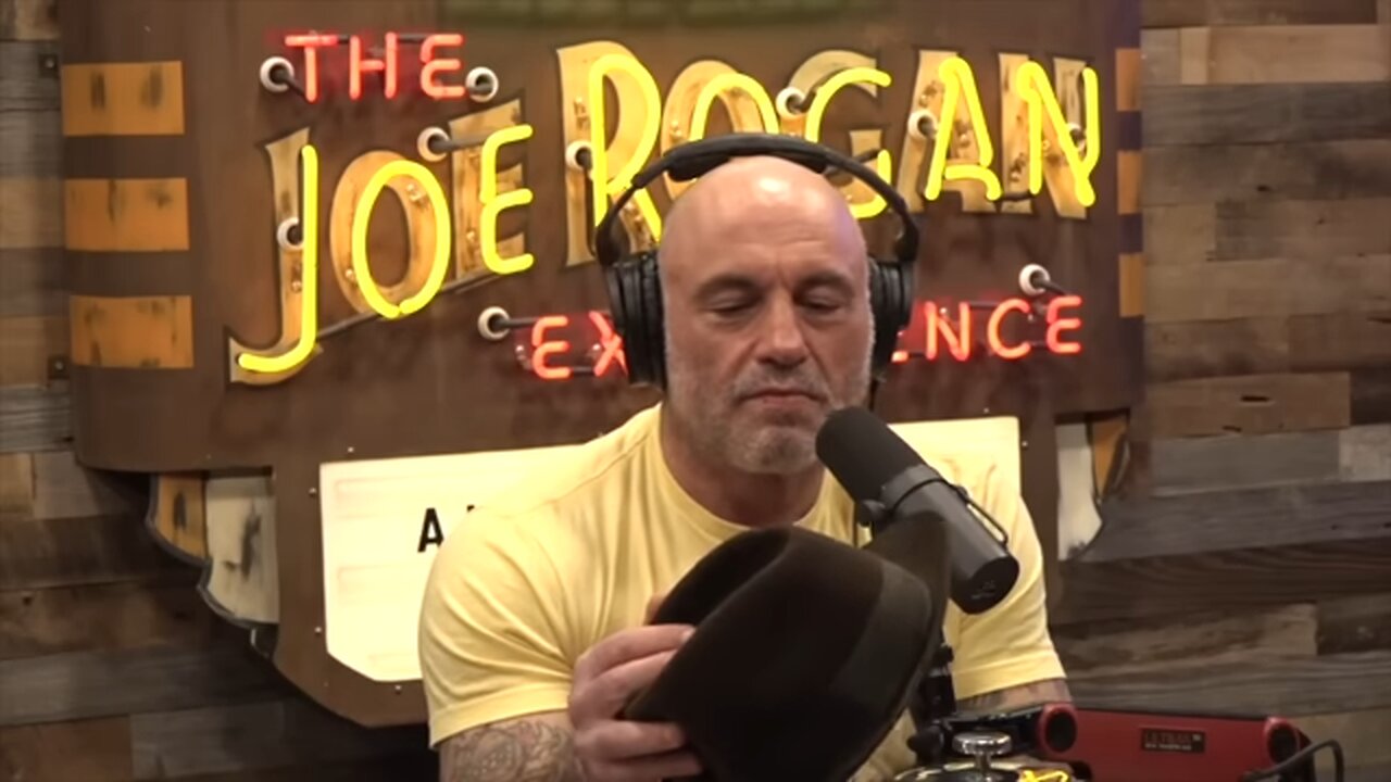 "The Sheriff of Baghdad" on Seeing Evil in Iraq and Shows Joe Saddam Hussein's Hat