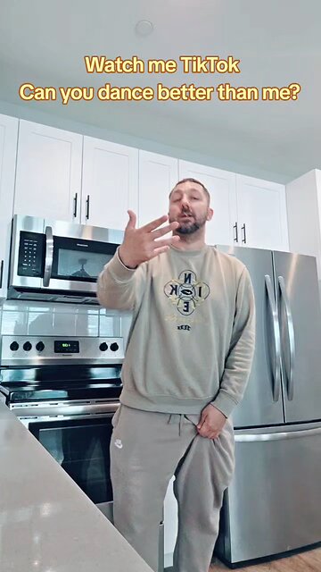 Watch me do my @TikTok 💃🏿🕺🏻