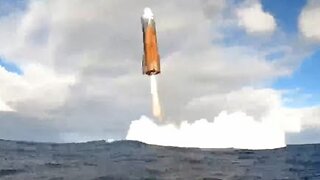 Wow! SpaceX Starship re-enters Earth's atmosphere during flight 10, splashes down & explodes