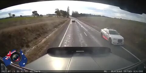 Aussiecams - COP that! When karma bites 😂