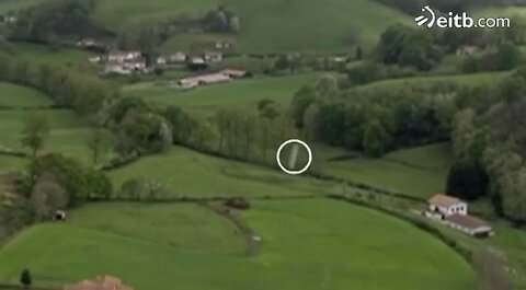 TV news report: “A UFO sneaks into the Tour of the Basque Country [UFO video]”