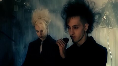 The Frozen Autumn - Is Everything Real? (Music Video, 2002)