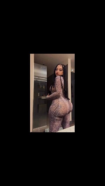 Hot girl 💕😘Ravishing body 😘🔥Hot girl 💕😘Steamy hottie 😍💦Sexy girls 💦🥵