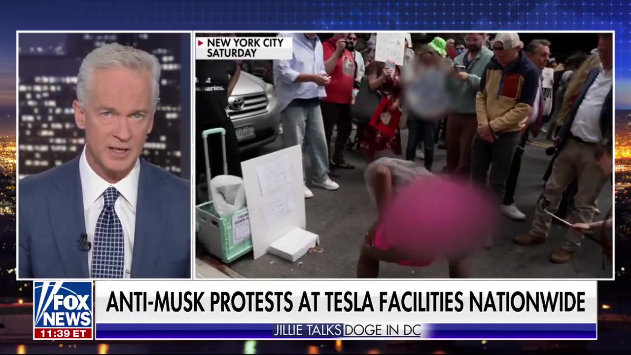 Anti-Musk protesters