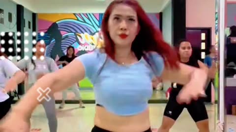 Fun Zumba Workout in Studio | Easy Dance Moves for Beginners (Part 1) 