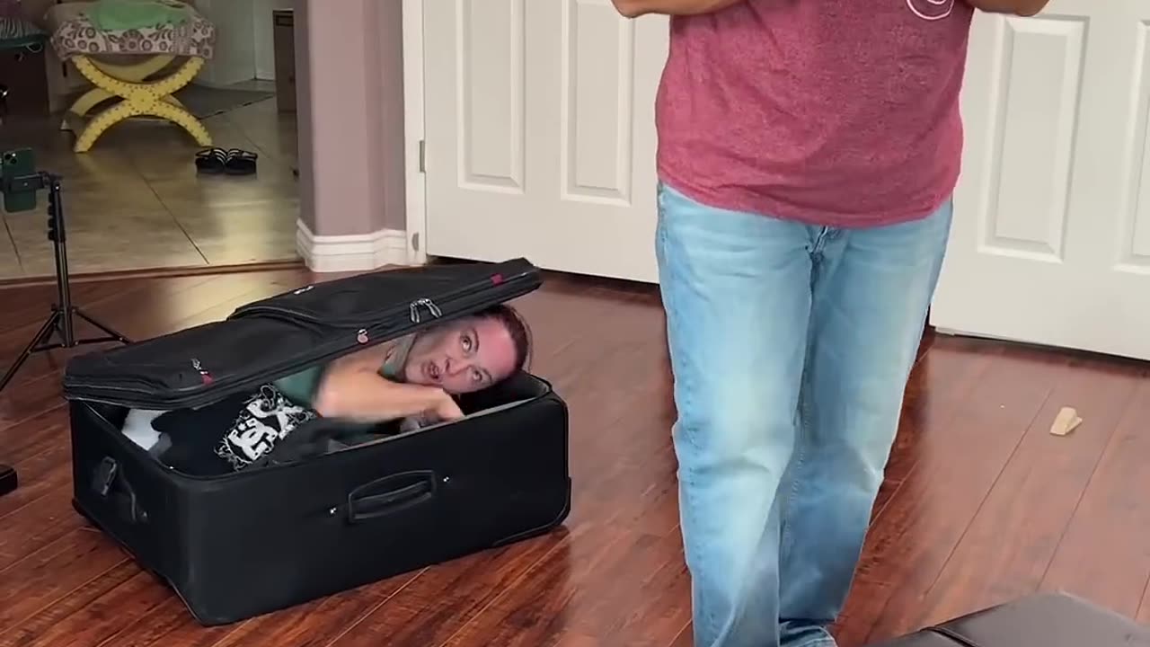 Benefits of large suitcases #funny #comedy #humor 