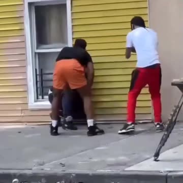 BRONX: Brutal street attack ends in gunfire