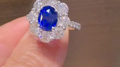 Blue sapphire ringstone