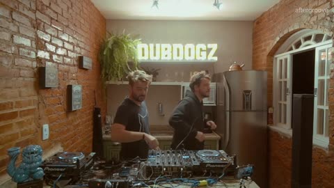 After Groove Presents: Pure Electronic Sessions • From the Club to the Studio