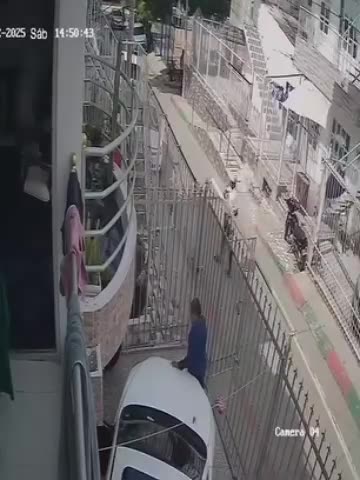 Atraco a mujer en Los Calamares