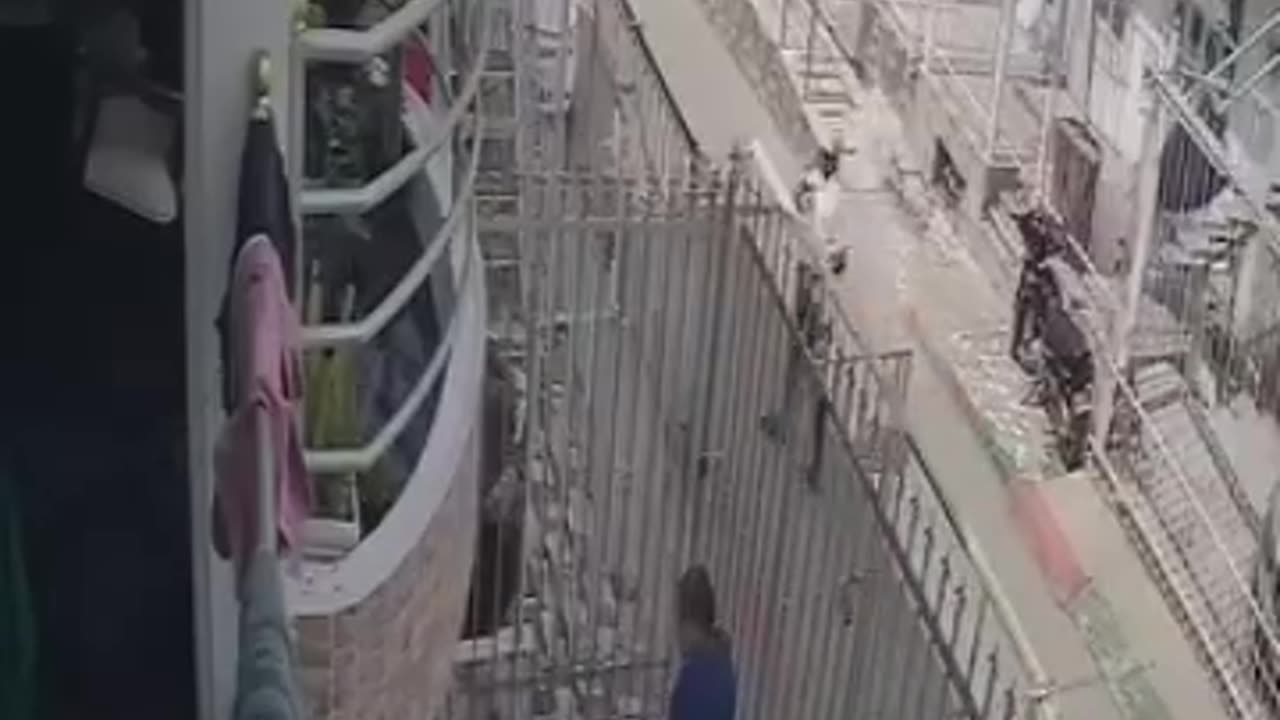 Atraco a mujer en Los Calamares