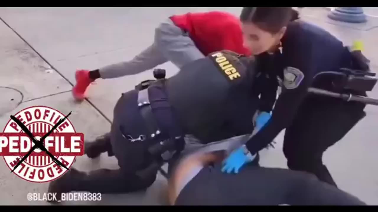 Child Predator Tries to Escape – Taken Down by Police During Intense Arrest! 🚨🏃‍♂️