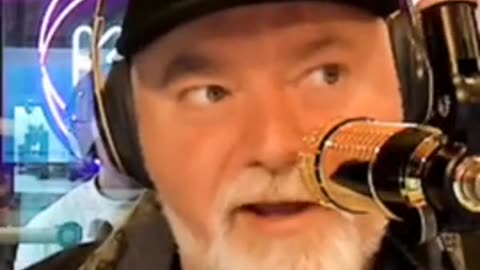 💥💥Pedro side steps bread and circuses convid jab trap much to the anger of his npc sheeple coworkers💥💥