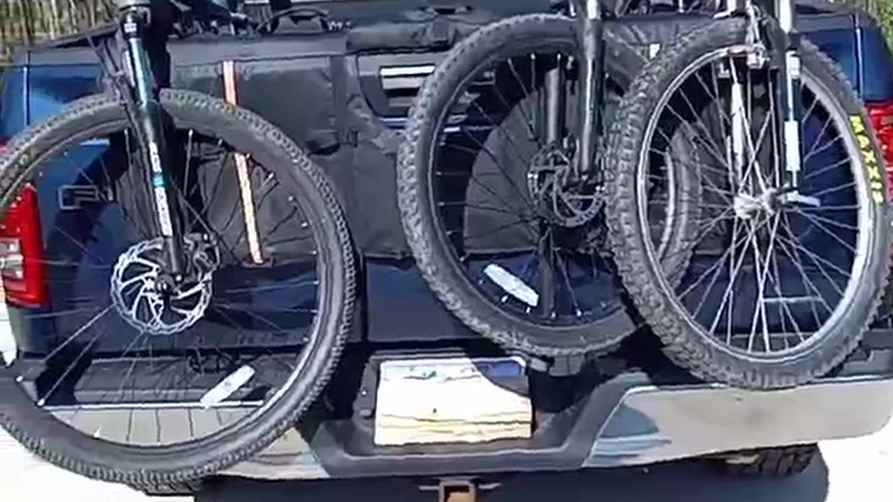 5/5 Stars Amooca tailgate Bike pad off Amazon