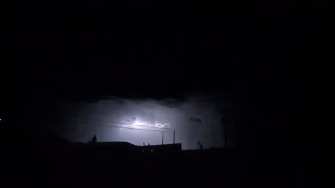 ✨🌩️ Jaw-Dropping Lightning Show Right in My Backyard! | FeedMyCuriosity