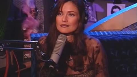 Fred vs. Carol Alt - 1999