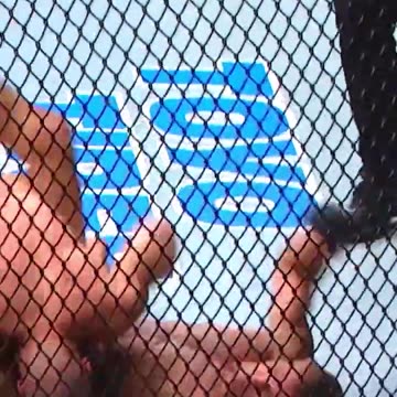 “Niko Price’s Rare Upkick Knockout! 😲”