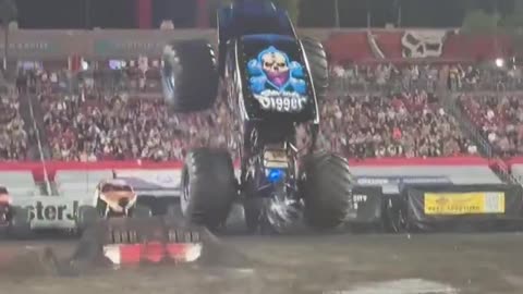 Monster truck