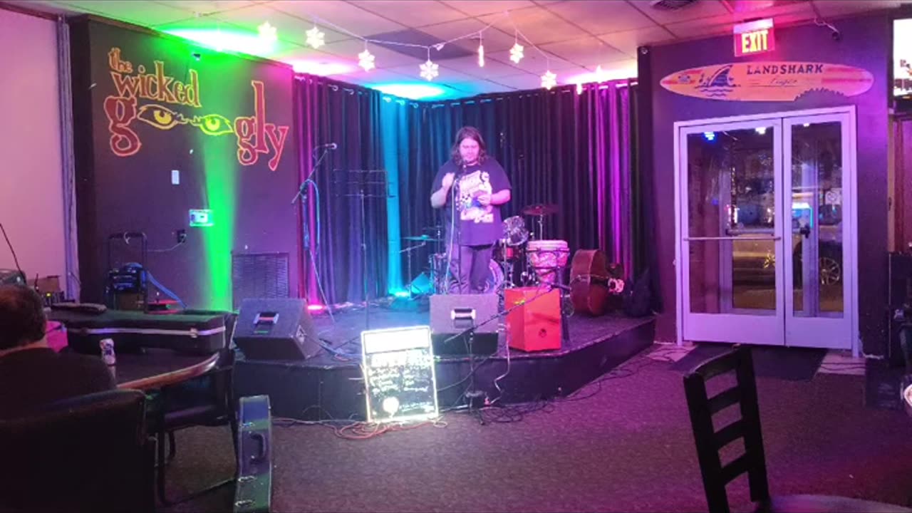 Stand Up Comedy: Imagine Dragons Radioactive