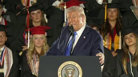 Trump speaks at University of Alabama commencement