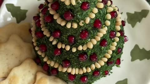 Christmas Tree Cheese Ball for Day 13 of our Recipe Advent Calendar! 🎄🎄🌲