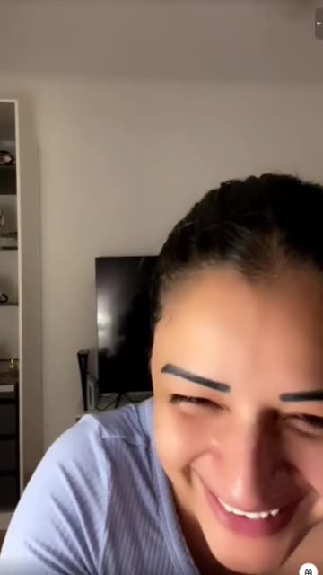 Teri Muskura Ke Dekhe Mera Nind Chhod Jaate Hain