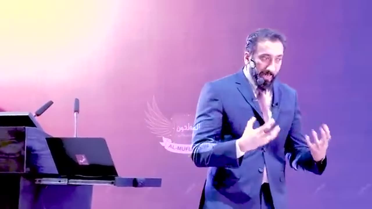 Allah Ki Madad Kase Ati ha Well Explain Through Story Ustad Nouman Ali Khan