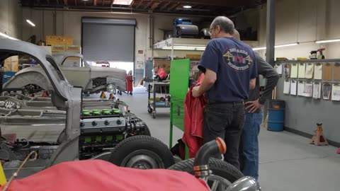 Behind the Build Ep. 6 ｜ HOT ROD Shop Tour with Roy Brizio Street Rods