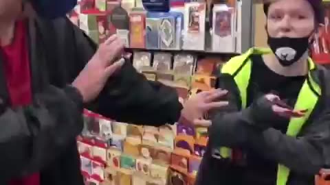Predator Caught Arriving With Parents to Meet a Minor — Sting Operation Exposes All 🚨